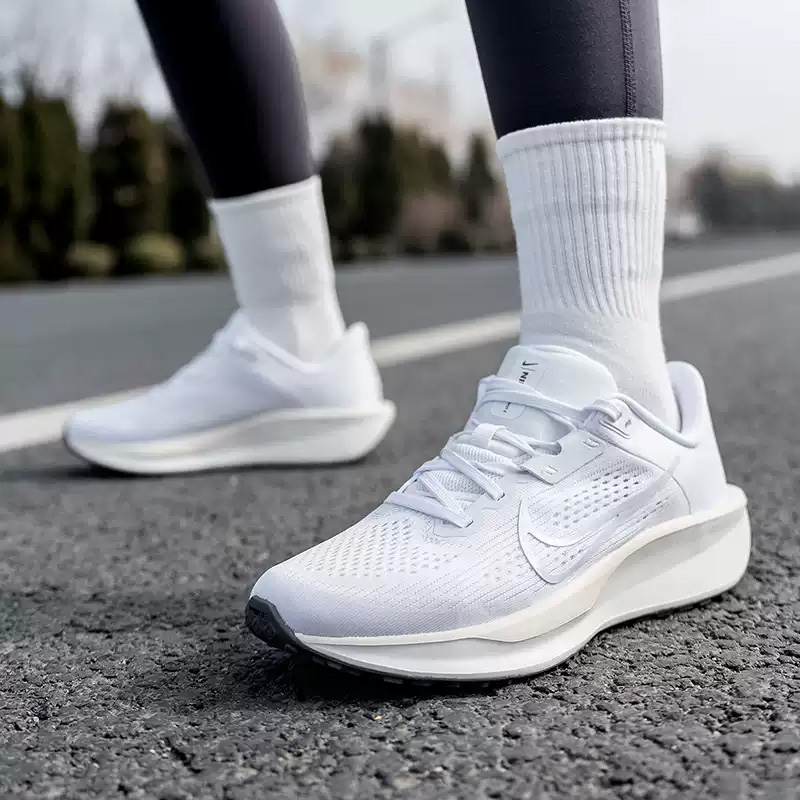 NIKE Damen QEST 6 Mesh-Schuhe  – Women Shoes Running Nike Bewertung und Preis